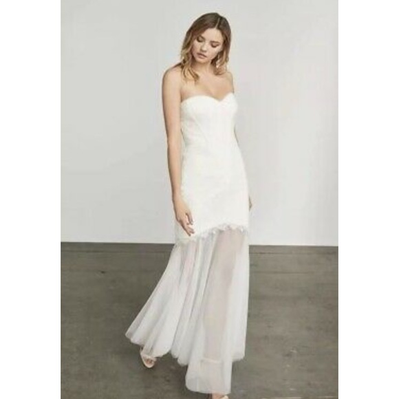BCBGMaxAzria Dresses & Skirts - 🆕 BCBGMAXAZRIA ALYCE DRESS in OFF WHITE